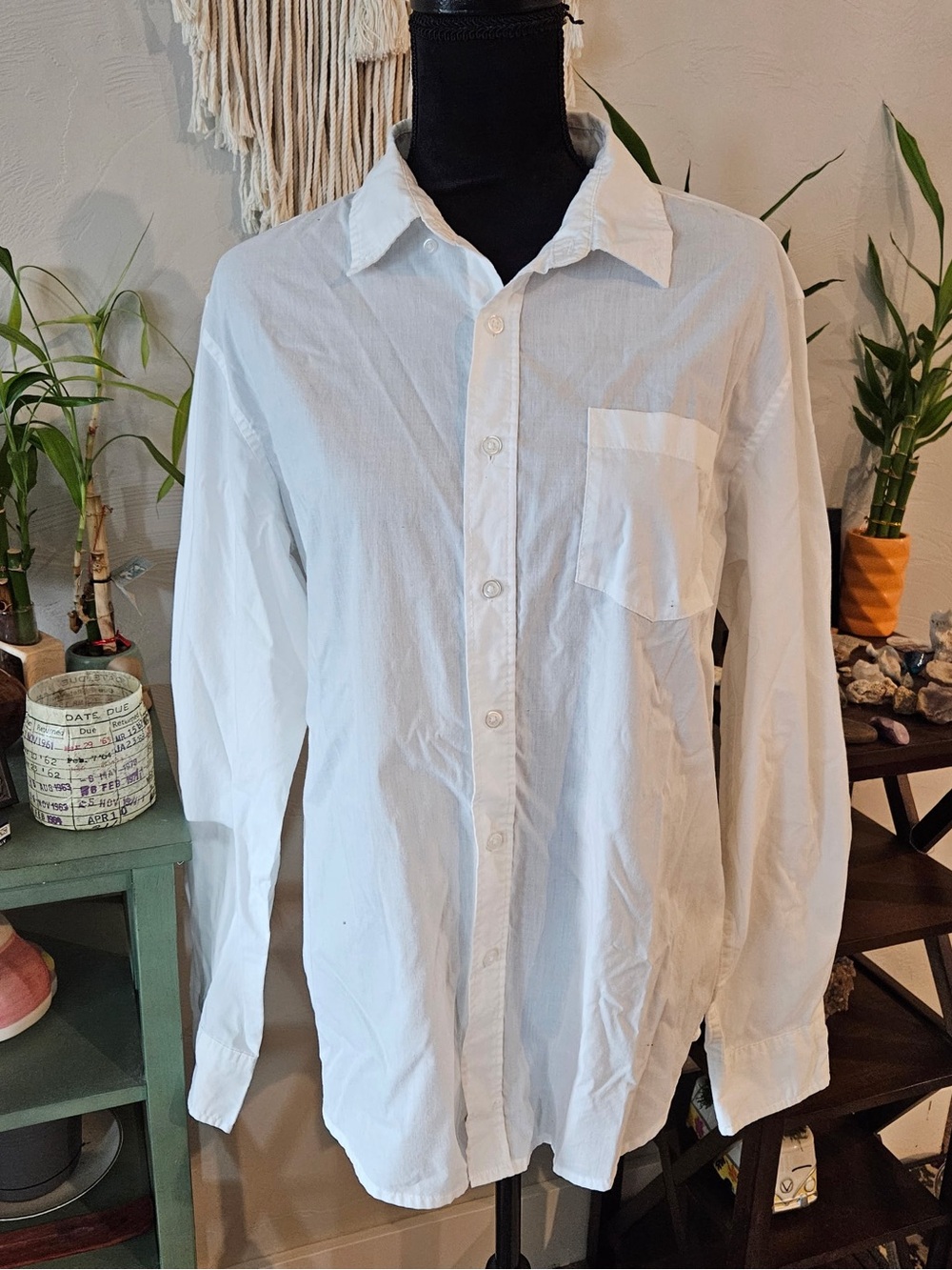 Basic Editions White Long-Sleeve Button-Up Shirt